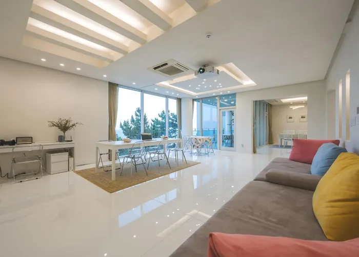 500M2 Busan Ocean View Private Let House